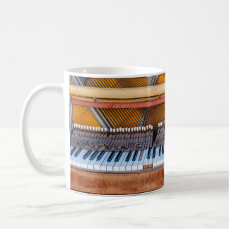 Mug Vieux piano vintage avec couvercle éteint. Une déc