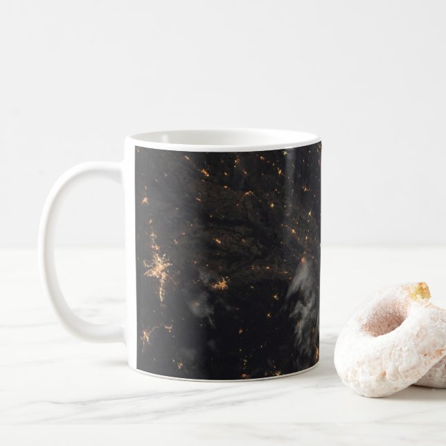 Mug Ville Lumière La Nuit Sur La Planète Terre (Avec donut)