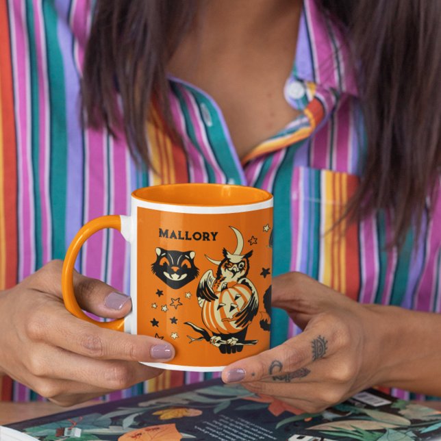 Mug Vintage Halloween Graphics Personalized (Créateur téléchargé)