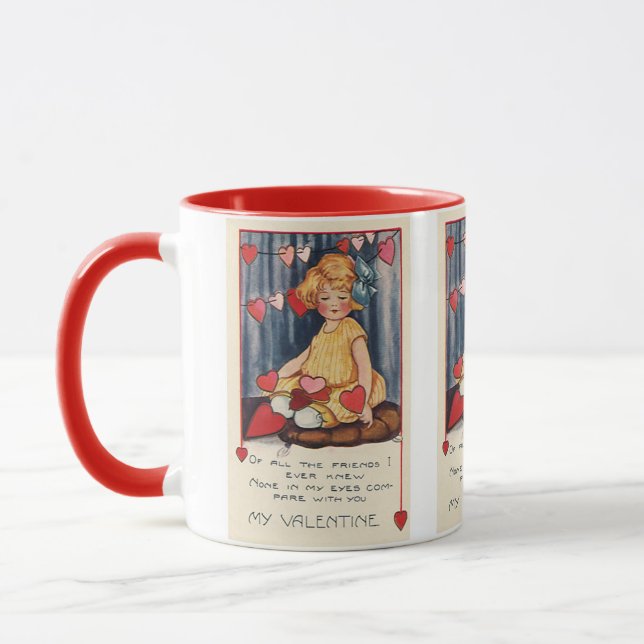 Mug Vintage Saint Valentin, Fille aux Coeurs rouges (Gauche)
