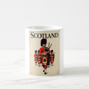 Mug Vintage Scotland Travel - Retro Scottish Bagpiper