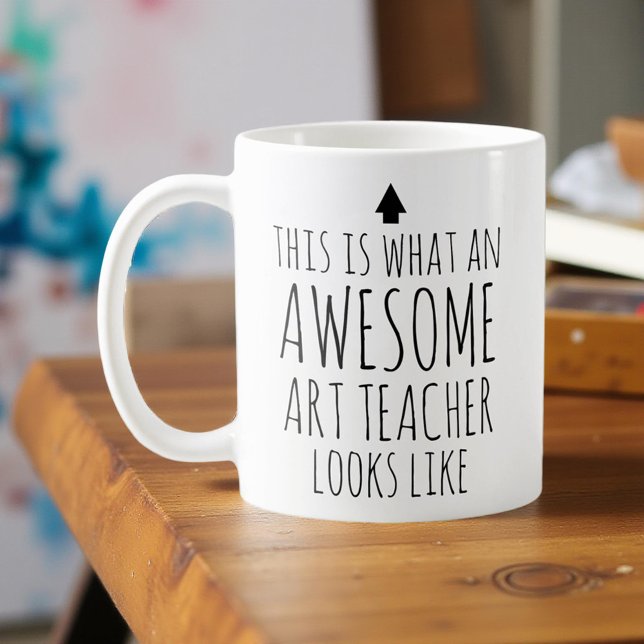 Mug Voici à quoi ressemble un enseignant d'art génial (Créateur téléchargé)
