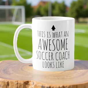 Mug Voici à quoi ressemble un entraîneur de football i