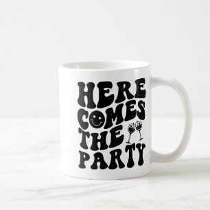 Mug Voici la fête de mariage rétro groovy Bachelorett