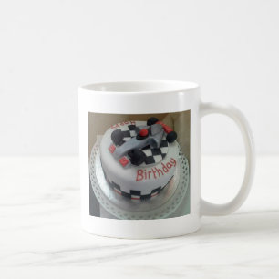 Mug voiture de course d'anniversaire heureuse