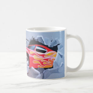 Mug Voiture S'Écrasant À Travers Le Mur