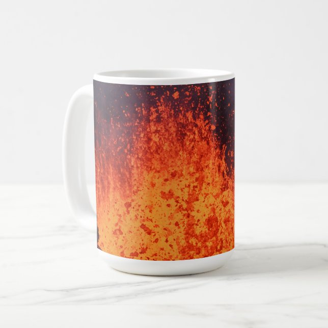 Mug Volcan d'éruption : lave de fontaine de cratère (Devant gauche)