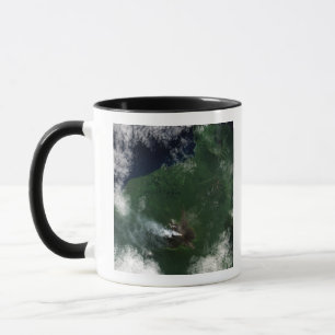 Mug Volcan d'Ulawun de sommet de New Britain
