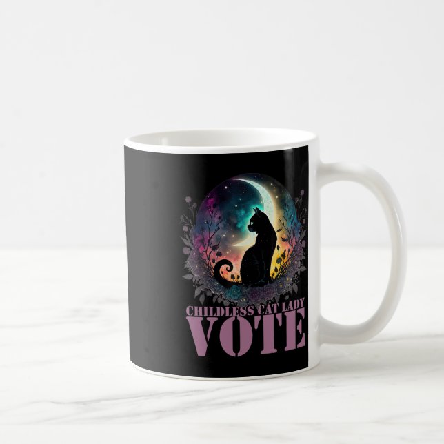 Mug Votez pour une dame de chat sans enfant (Droite)