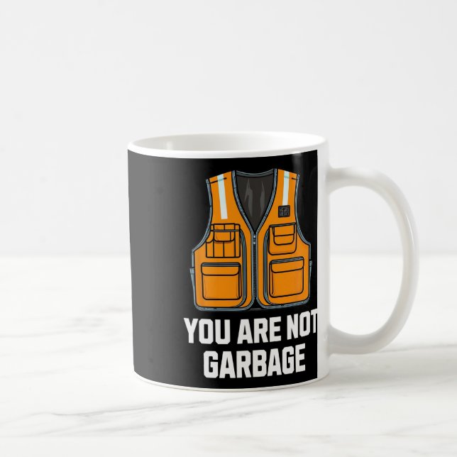 Mug Vous N'Êtes Pas Garbyge Trump Portant Un Veste (Droite)