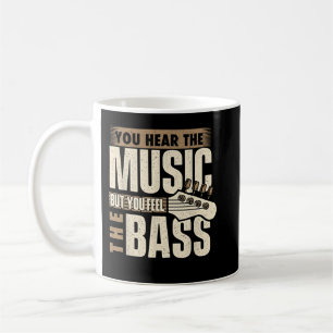 Mug Vous ressentez les basses, joueur de guitare basse