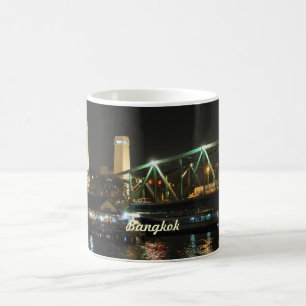 Mug Voyage à Bangkok la nuit