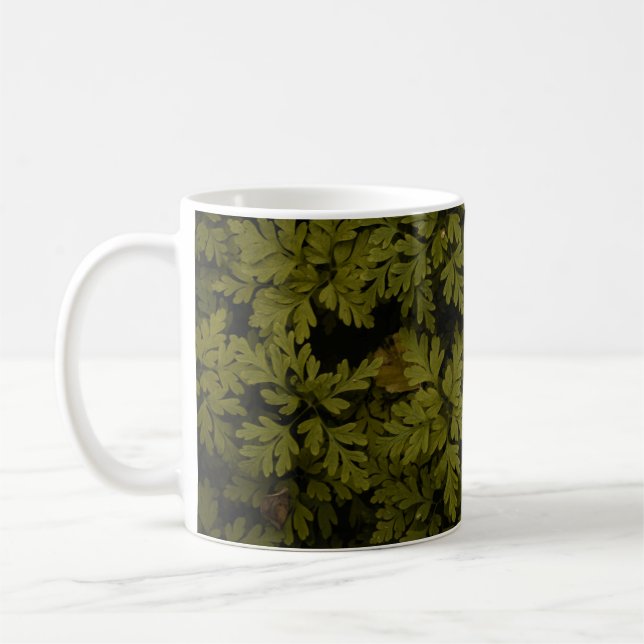 Mug Vue aérienne du plante à feuilles vertes (Gauche)