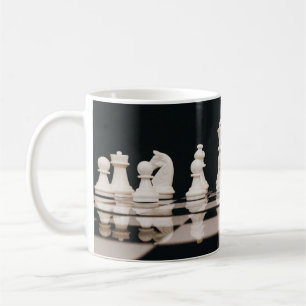 Mug Vue cool d'un jeu d'échecs noir et blanc