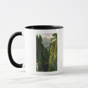 Mug Vue de canyon de Capilano de montagne de couronne