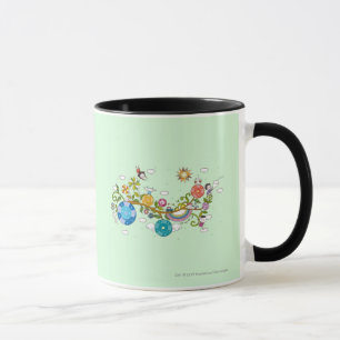 Mug Vue de côté des enfants jouant sur la branche