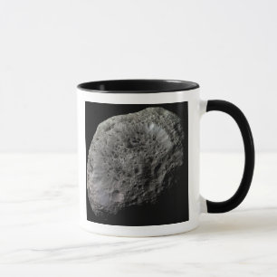 Mug vue de Faux-couleur de la lune Hyperion de Saturn