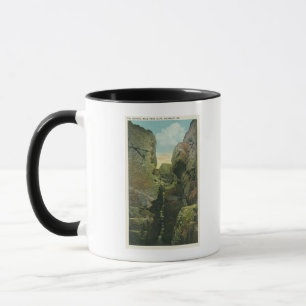Mug Vue de la crevasse de falaise de tête chauve