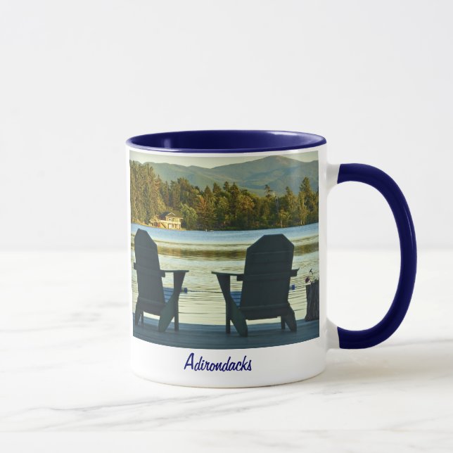 Mug Vue des chaises d'Adirondack dans l'Adirondacks, (Droite)