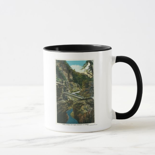 Mug Vue du pont Sentry et du tunnel supérieur (Droite)