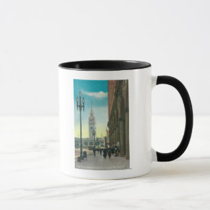 Mug Vue du St du marché inférieur montrant la tour de