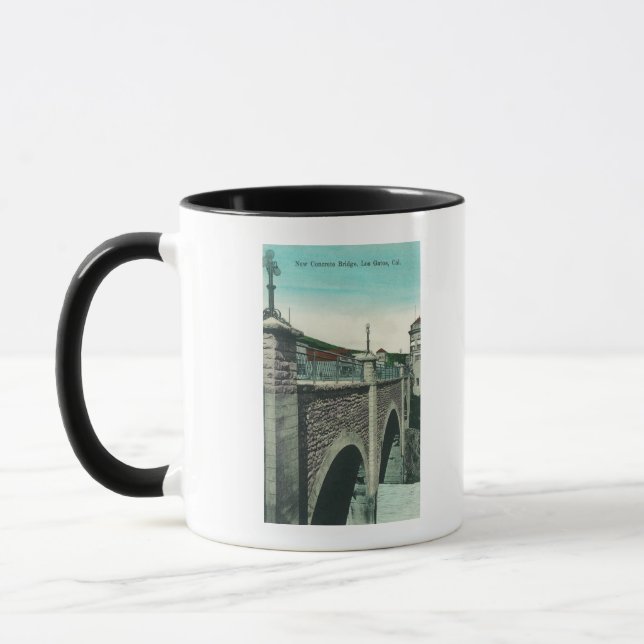 Mug Vue d'un pont de bétonLos Gatos, CA (Gauche)