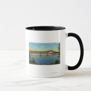 Mug Vue en gros plan du nouveau pont