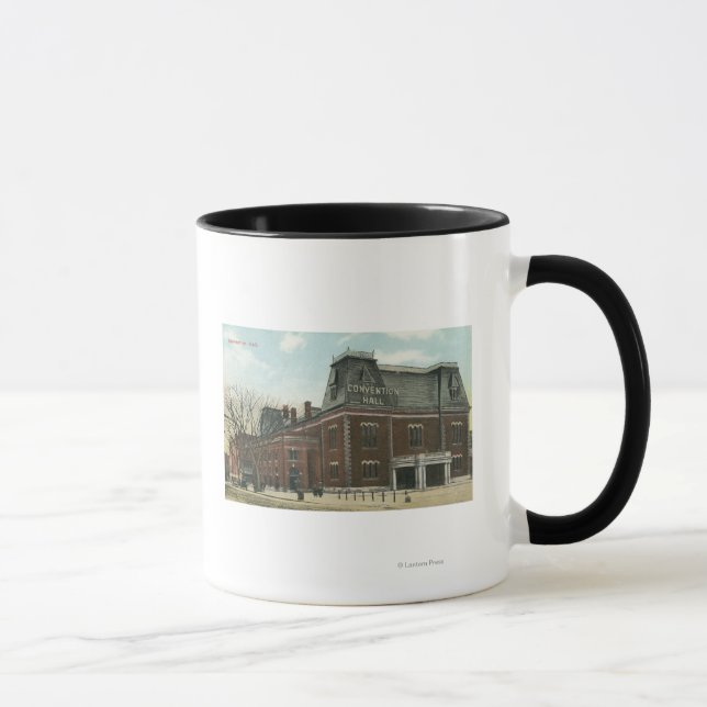 Mug Vue extérieure de la salle de convention (Droite)