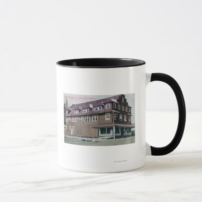 Mug Vue extérieure de la Stirling Mercantile Co. (Droite)