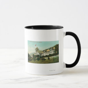 Mug Vue extérieure de l'établissement vinicole de