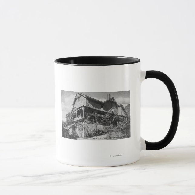 Mug Vue extérieure de l'Hôtel Glen Orchy (Droite)
