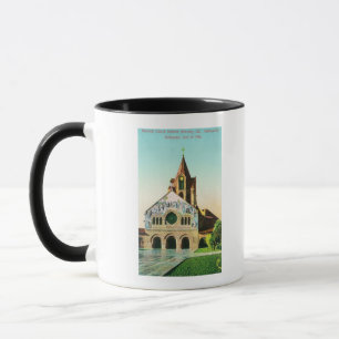 Mug Vue extérieure d'église commémorative chez