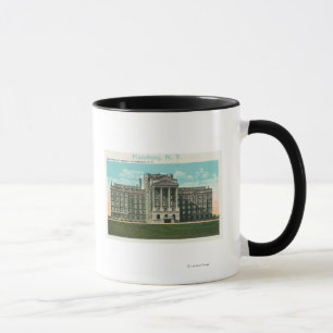 Mug Vue extérieure du nouveau de l'hôpital médecin