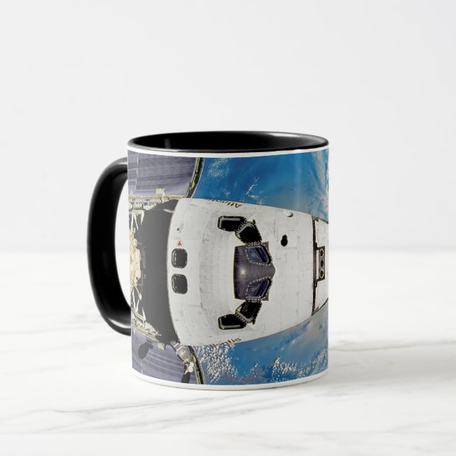 Mug Vue Fish Eye de la navette spatiale Atlantis en or (Devant gauche)