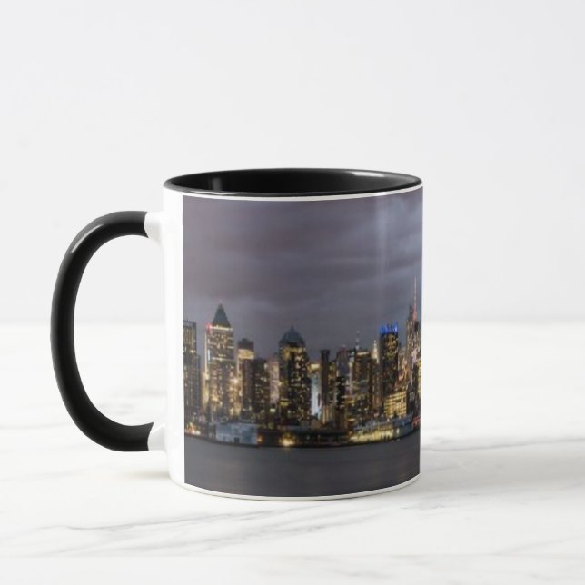 Mug Vue panoramique de début de soirée de Manhattan (Gauche)