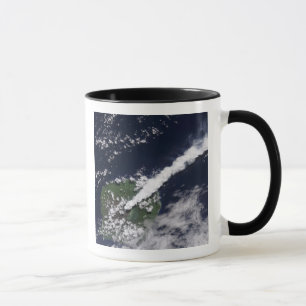 Mug Vue satellite d'un panache épais et riche en vapeu