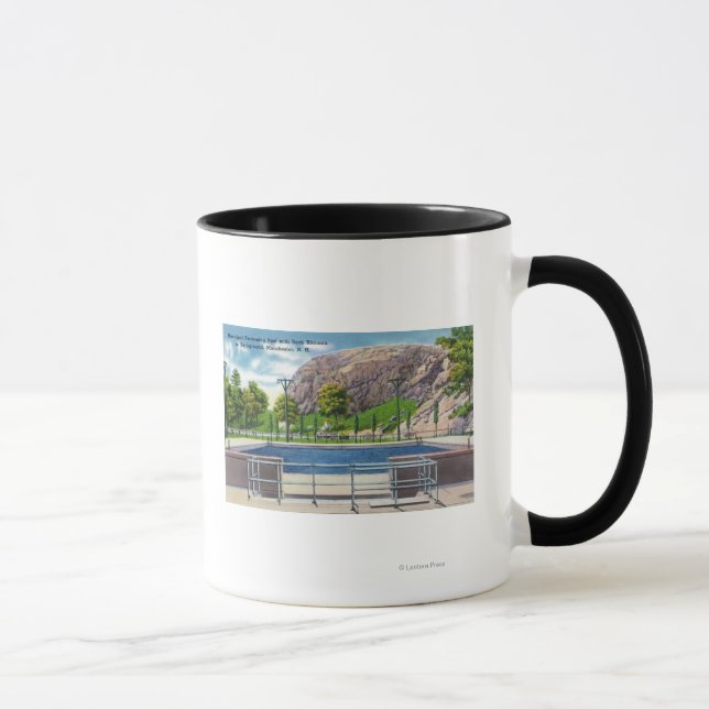 Mug Vue sur la piscine municipale de Rock Rimmon (Droite)