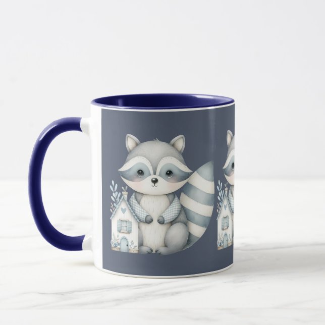 Mug Whimsical Raccoon Night Woodland Cottage Scene (Gauche)