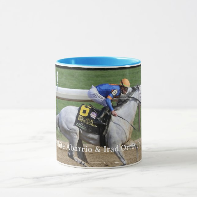 Mug White Abarrio & Irad Ortiz, Jr. (Centre)