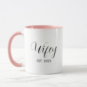 Mug Wifey Elegant noir Script femmes blanches