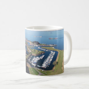 Mug Willemstad Pays-Bas vue aérienne par drone.