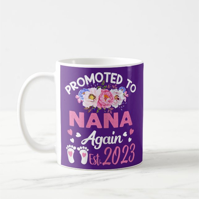 Mug Womens Promoted To Nana Again 2023 Floral (Gauche)