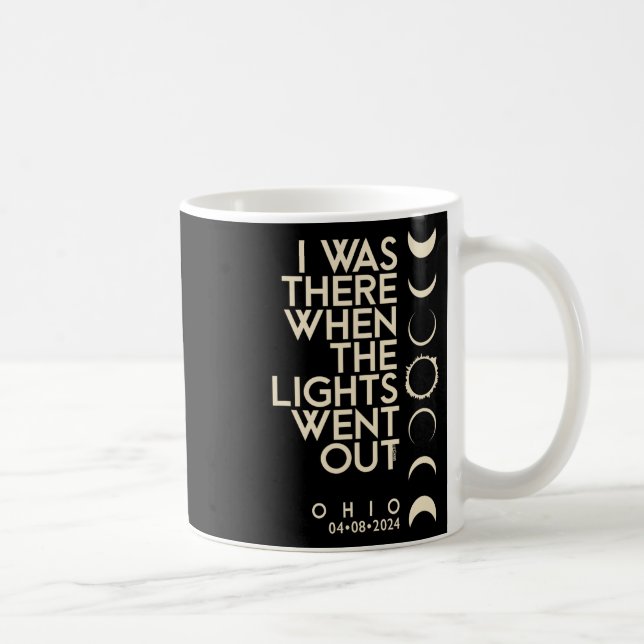 Mug Y Avait-Il Dans L'Ohio Total Éclipse Solaire 2024 (Droite)