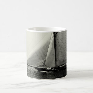 Mug Yacht de 1891 Américains en mer