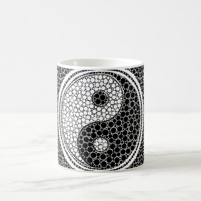 Mug Yin et art de point de Yang noir et blanc (Centre)