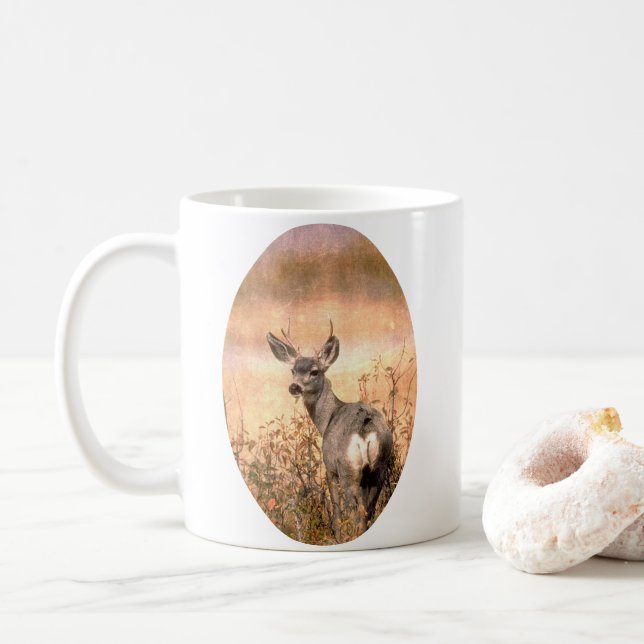 Mug Young Deer en Fleur sauvage avec Grungy Texture Ar (Avec donut)