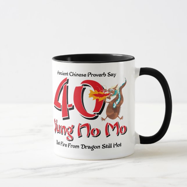 Mug Yung aucun quarantième anniversaire de MOIS (Droite)