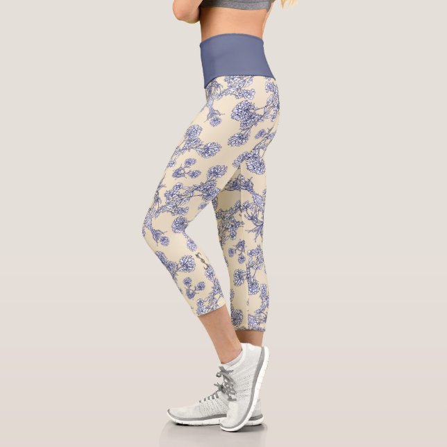 Mums Flower Overlay Lace 2  Capri Leggings (Gauche)