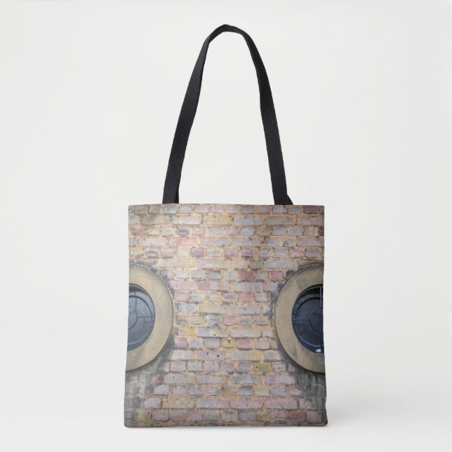 Mur de briques et sac fourre-tout à fenêtres (Devant)