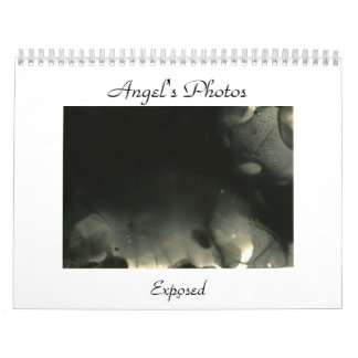 Mural Les photos de l'ange, calendrier exposé (noir et